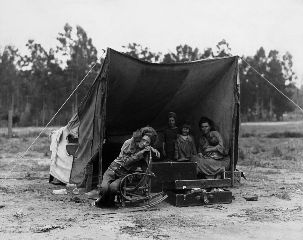 Photography of Florence Owens Thompson, known as "Migrant Mother", Pea-Pickers Camp, Nipomo, California.